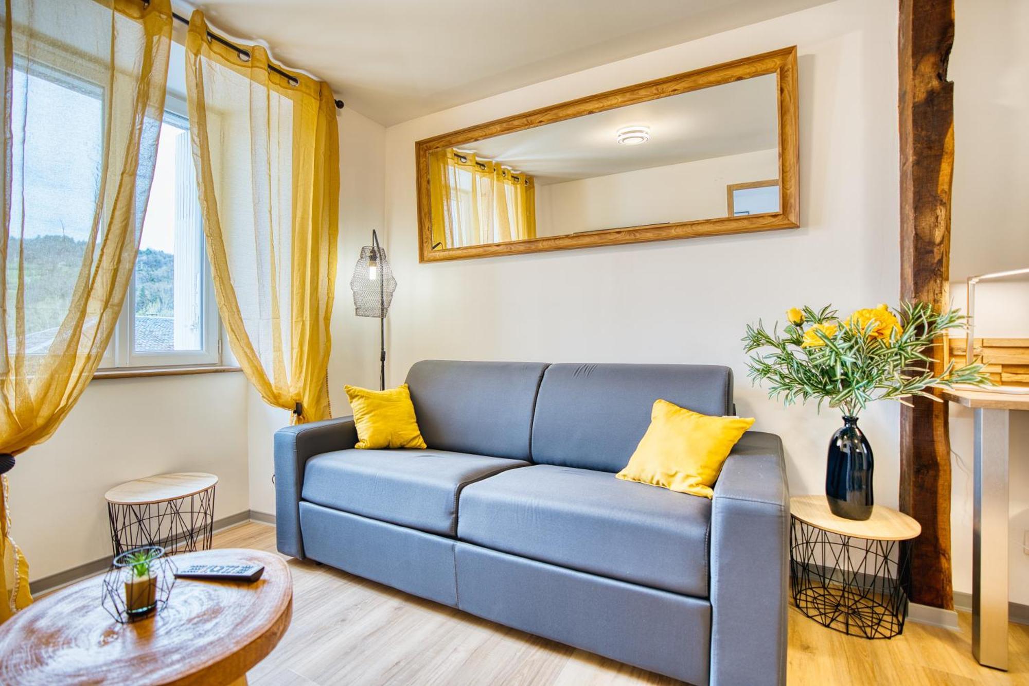 Les Hourtous Netflix Wi-Fi Fibre Terasse 4 Pers Apartment Banassac Bagian luar foto