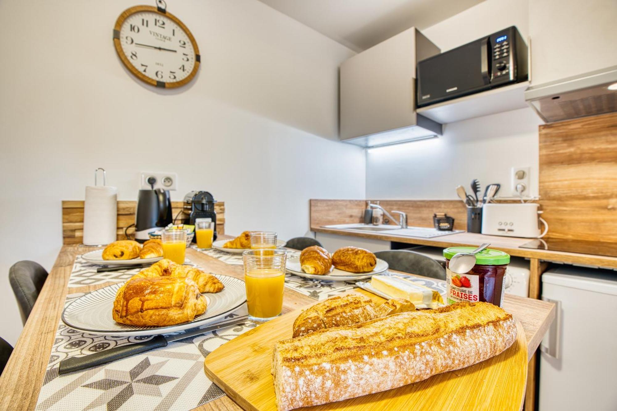 Les Hourtous Netflix Wi-Fi Fibre Terasse 4 Pers Apartment Banassac Bagian luar foto