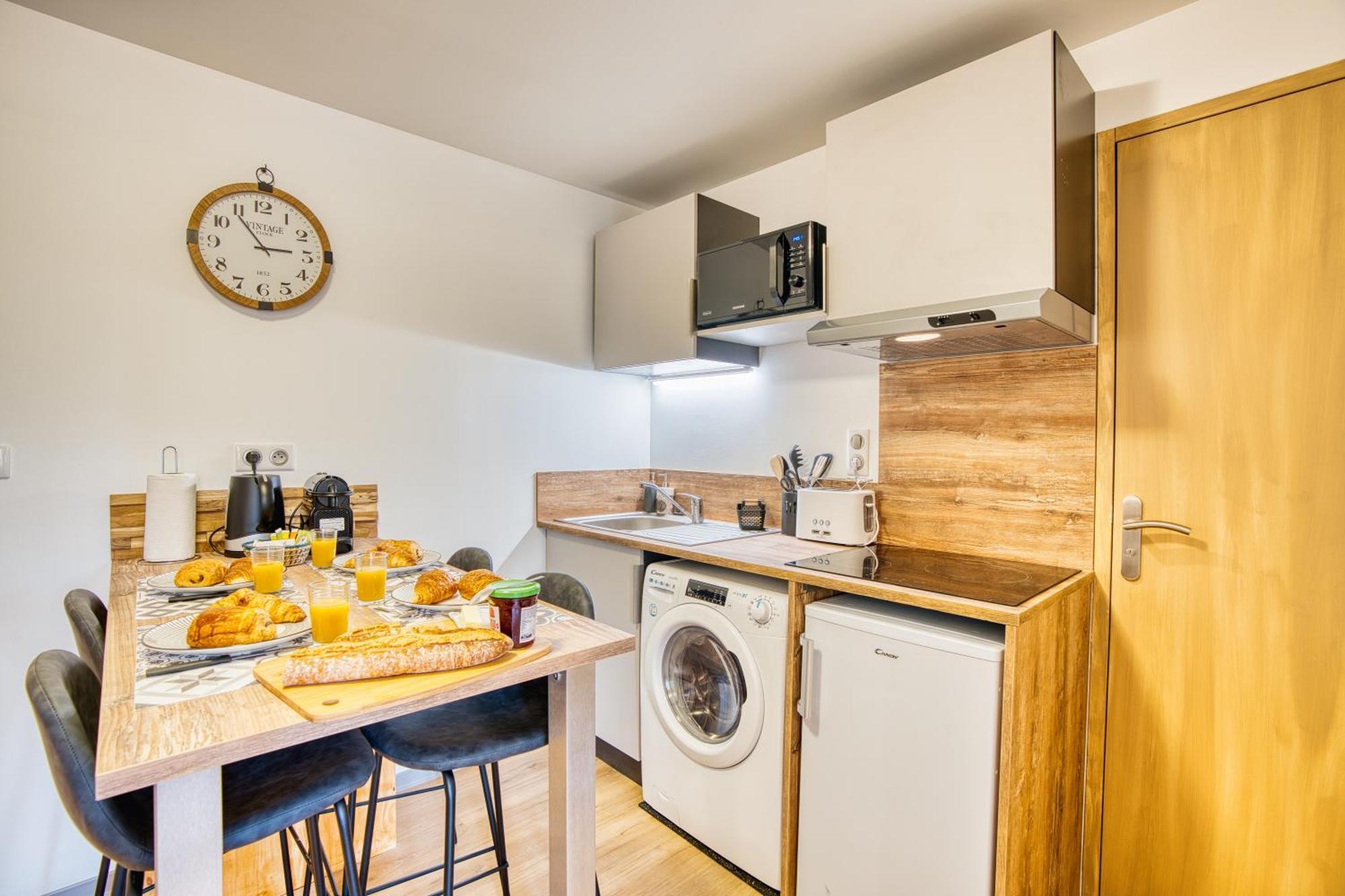 Les Hourtous Netflix Wi-Fi Fibre Terasse 4 Pers Apartment Banassac Bagian luar foto